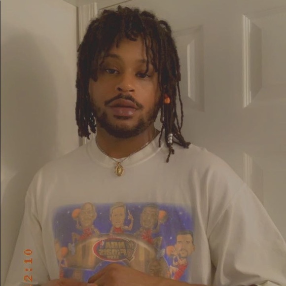 Meet your Posher, Kevin - Picture 2 of 5